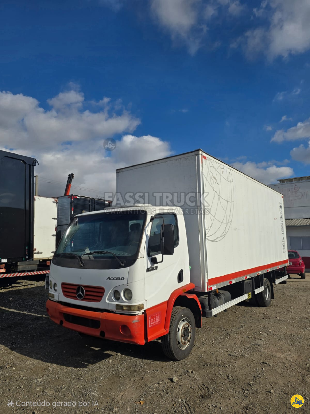 CAMINHAO MERCEDES-BENZ MB 915 Baú Furgão 3/4 4x2 FassiTruck SAO PAULO SÃO PAULO SP